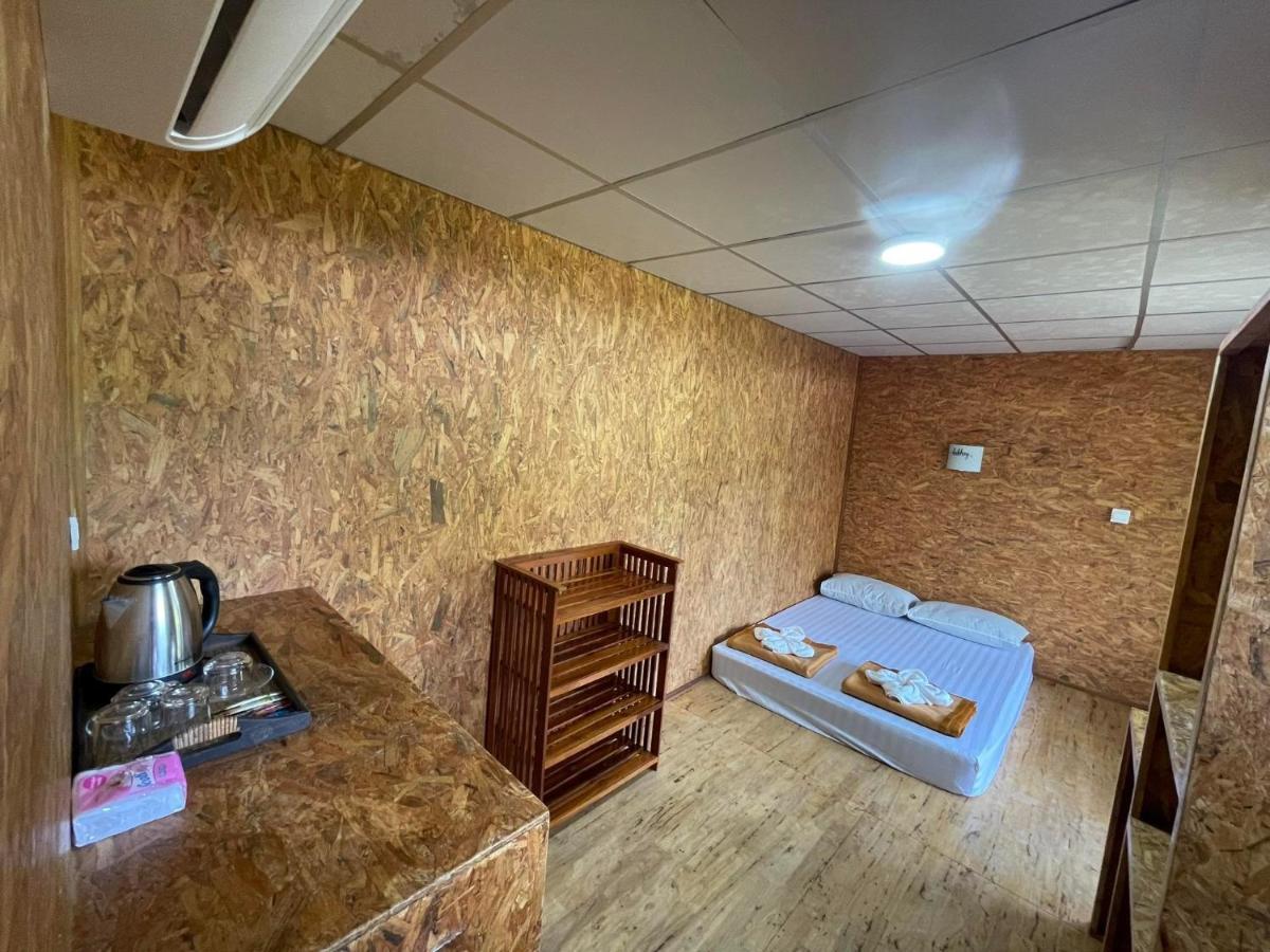 Koh Ngai Sea Open Resort Dış mekan fotoğraf
